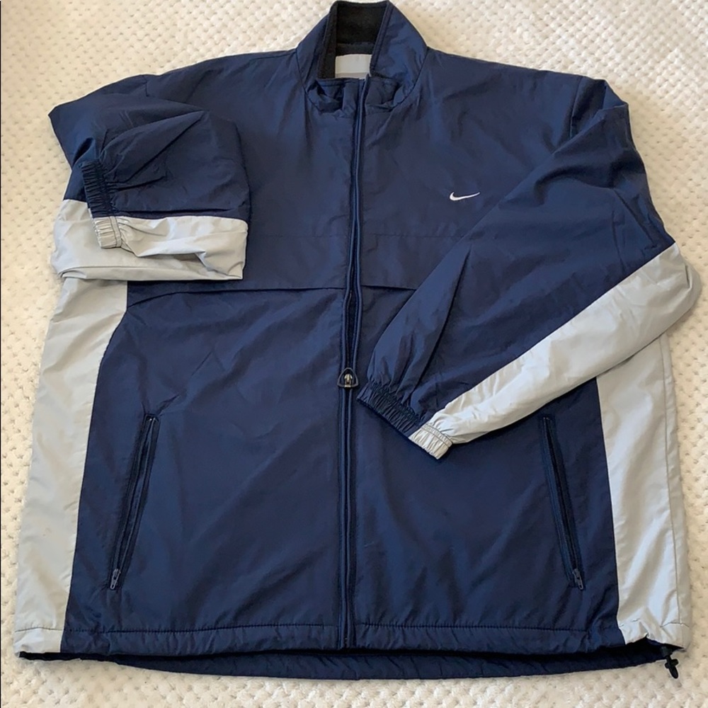 SOLD NIKE Men's LightWeight Jacket Fleece inside L